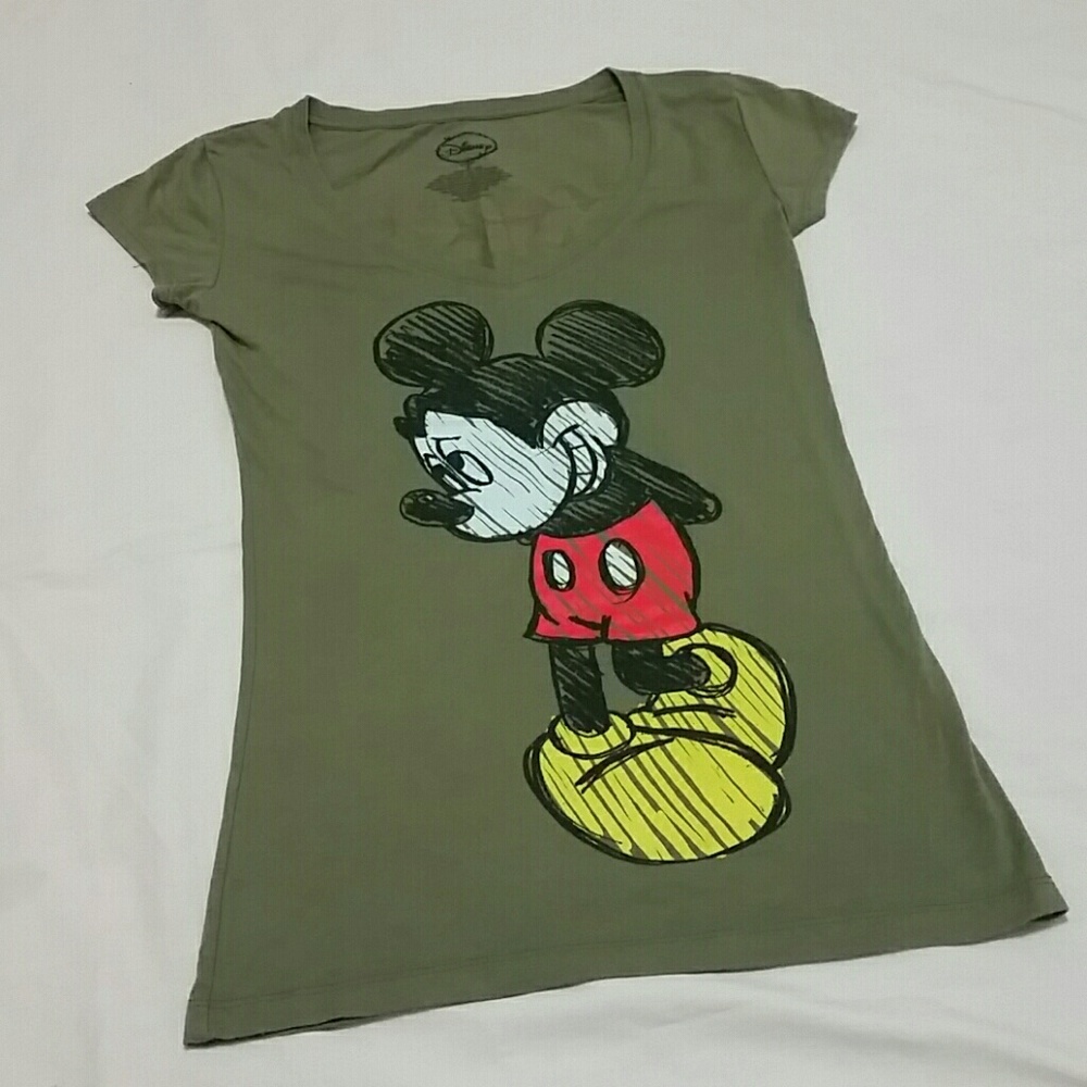 Mickey  Mouse graphic tee. Size S.